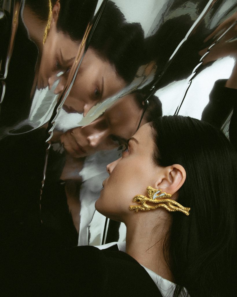 Eyecatcher Earrings