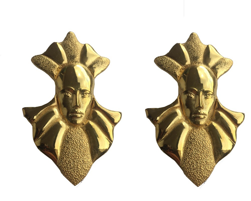 Queen Earrings