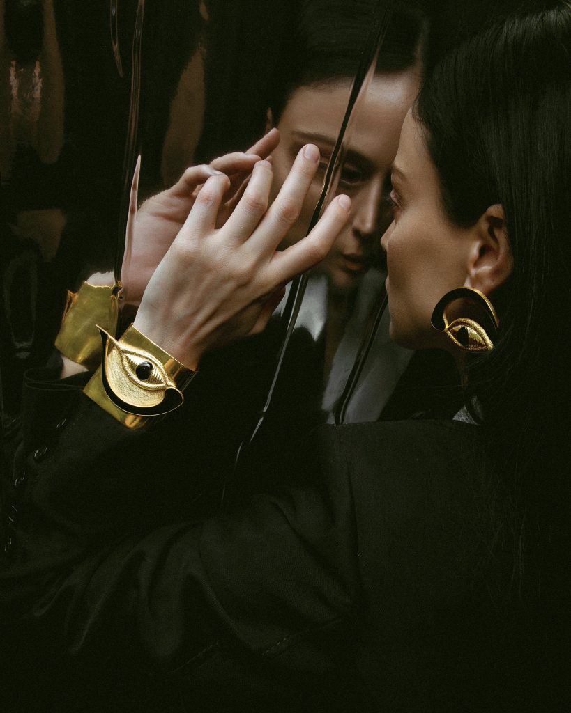 Secret Eye Earrings